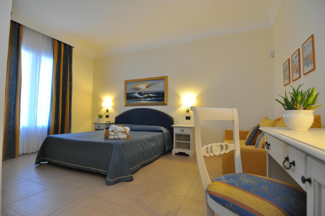 Villa Marcella Room Порто-Чезарео Екстер'єр фото